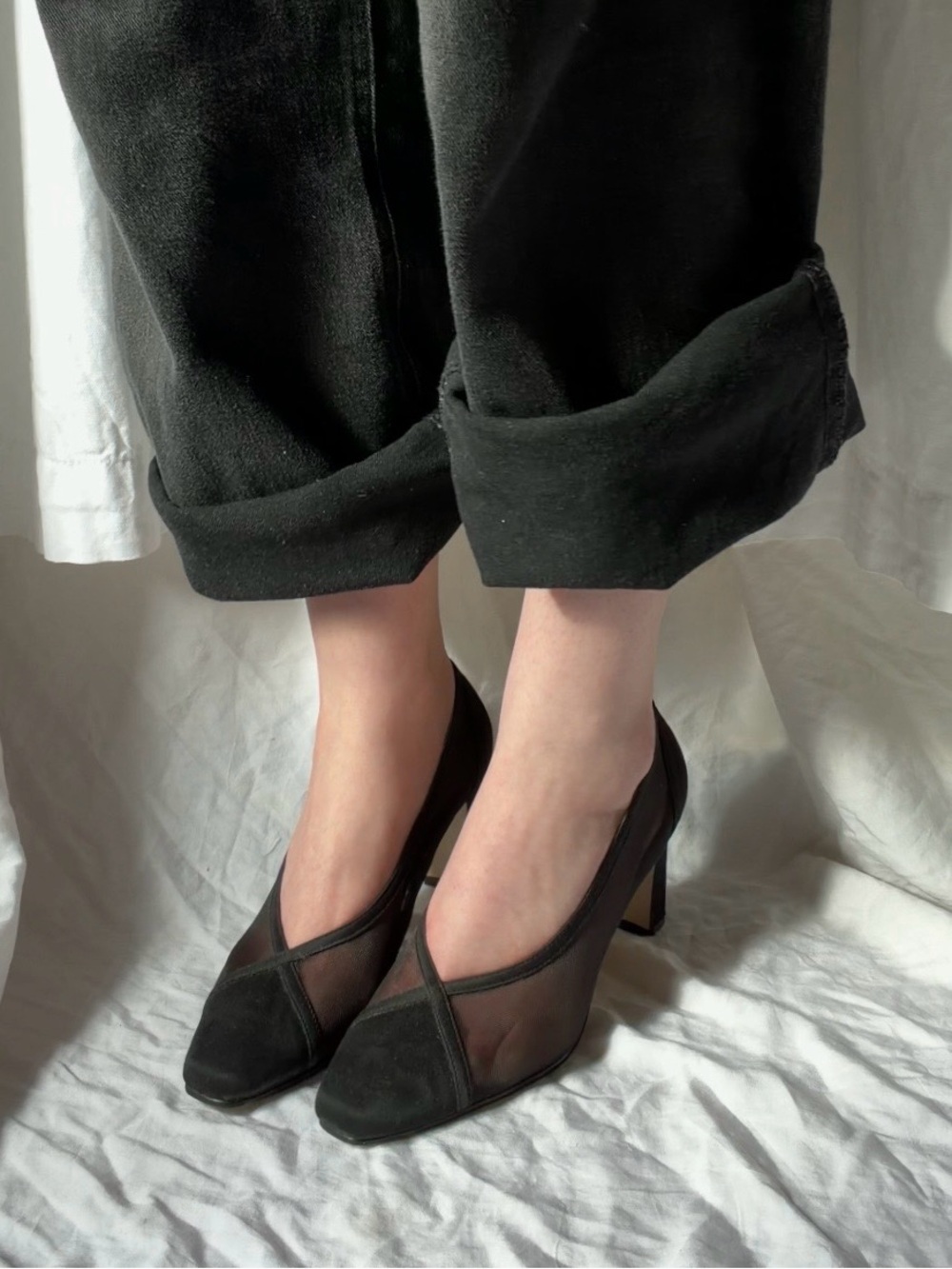 🖤Vintage // Mesh Panel Heels🖤